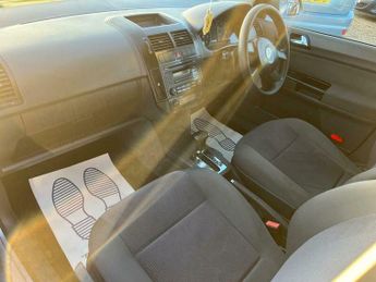 Volkswagen Polo 1.4 SE 5dr