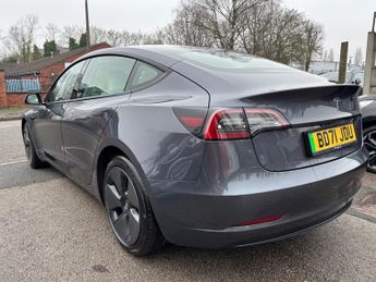 Tesla Model 3 STANDARD RANGE PLUS