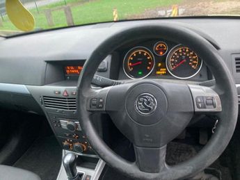 Vauxhall Astra CLUB 16V