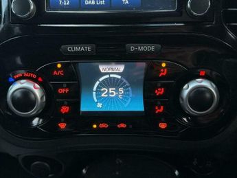 Nissan Juke 1.6 N-Connecta SUV 5dr Petrol XTRON Euro 6 (117 ps)