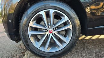 Jaguar F-Pace R-SPORT AWD