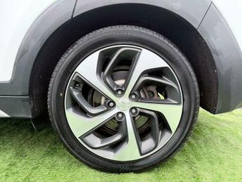 Hyundai Tucson 1.7 CRDi Blue Drive Sport Edition DCT Euro 6 (s/s) 5dr