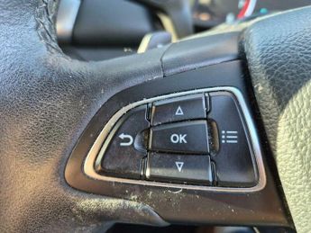 Ford ECOSPORT 1.0T EcoBoost Zetec Auto Euro 6 (s/s) 5dr
