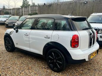 MINI Countryman 2.0 Cooper D Auto ALL4 Euro 5 5dr