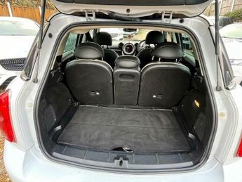 MINI Countryman 2.0 Cooper D Auto ALL4 Euro 5 5dr