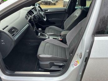 Volkswagen Golf 1.5 TSI EVO R-Line DSG Euro 6 (s/s) 5dr