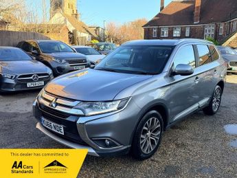 Mitsubishi Outlander DI-D GX 3