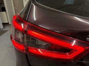 Nissan Qashqai 1.2 DIG-T N-Connecta XTRON Euro 6 (s/s) 5dr