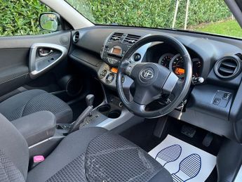 Toyota RAV4 VVTI XTR