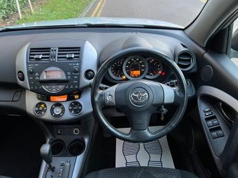 Toyota RAV4 VVTI XTR