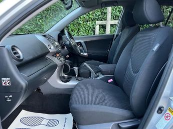 Toyota RAV4 VVTI XTR