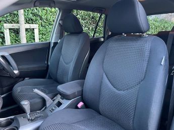 Toyota RAV4 VVTI XTR