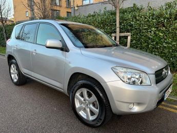 Toyota RAV4 VVTI XTR