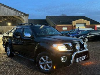 Nissan Navara 2.5 dCi Tekna Auto 4WD Euro 4 4dr