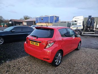 Toyota Yaris VVT-I 1.3 VVT-I SR M/DRIVE-S HATCHBACK