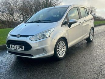 Ford B Max TITANIUM