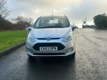 Ford B-Max TITANIUM