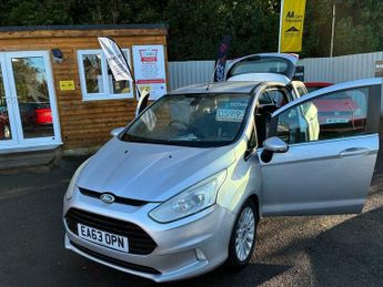 Ford B-Max TITANIUM