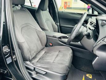 Lexus UX 250H