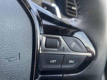 Peugeot 2008 1.2 PURETECH S/S ALLURE PREMIUM