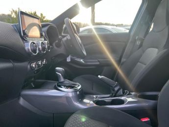 Nissan Juke DIG-T ACENTA DCT