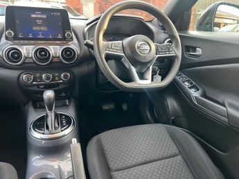 Nissan Juke DIG-T ACENTA DCT