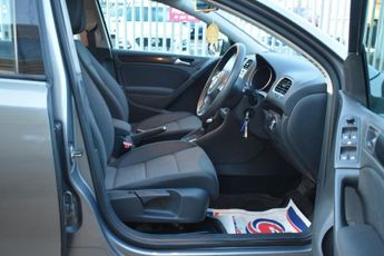 Volkswagen Golf SE TDI DSG