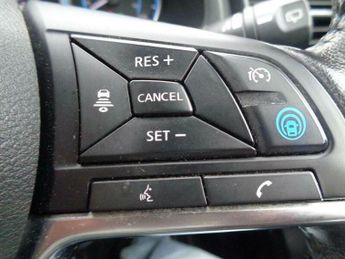 Nissan Leaf 40kWh Tekna Auto 5dr