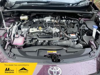 Toyota C-HR DESIGN PHEV AUTO