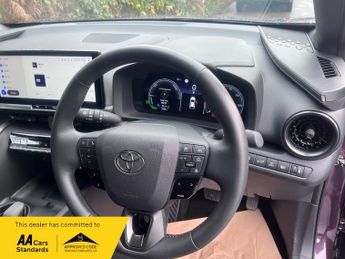 Toyota C-HR DESIGN PHEV AUTO