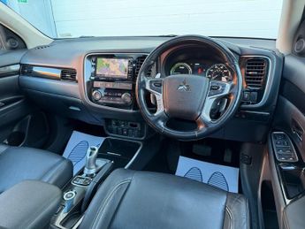 Mitsubishi Outlander 2.0h 12kWh GX4h CVT 4WD Euro 6 (s/s) 5dr