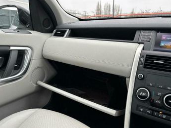 Land Rover Discovery Sport 2.0 TD4 HSE Auto 4WD Euro 6 (s/s) 5dr