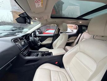 Jaguar F-Pace PRESTIGE