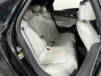 Audi A6 2.0 TDI ultra Black Edition S Tronic Euro 6 (s/s) 4dr