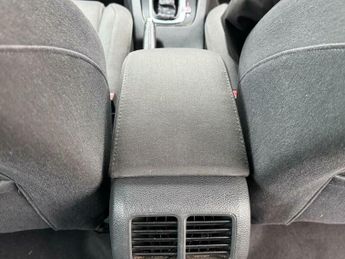 Volkswagen Golf GTi 2.0 TFSI GTI Hatchback 5dr Petrol DSG (188 g/km, 198 bhp)