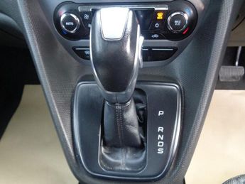 Ford Tourneo Connect GRAND TITANIUM TDCI