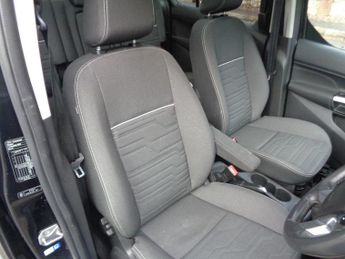 Ford Tourneo Connect GRAND TITANIUM TDCI