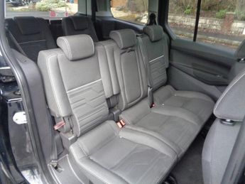 Ford Tourneo Connect GRAND TITANIUM TDCI