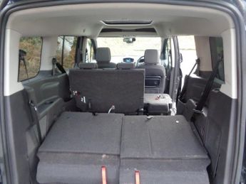 Ford Tourneo Connect GRAND TITANIUM TDCI
