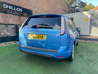 Ford Focus ZETEC 100PS