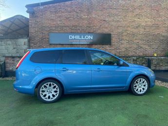 Ford Focus ZETEC 100PS