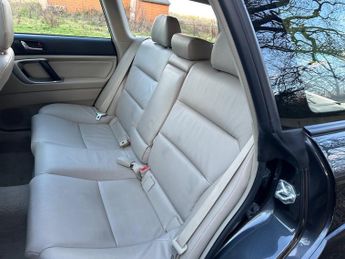 Subaru Outback RN AWD 1 OWNER FROM NEW FULL SUBARU MAIN DEALER SERVICE HISTORY 