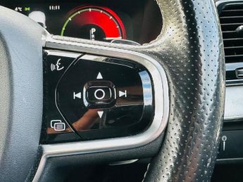 Volvo XC90 D5 POWERPULSE R-DESIGN AWD