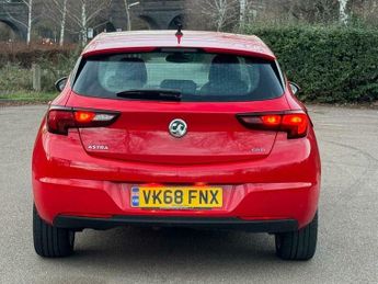 Vauxhall Astra 1.6 CDTi BlueInjection Elite Nav Auto Euro 6 (s/s) 5dr