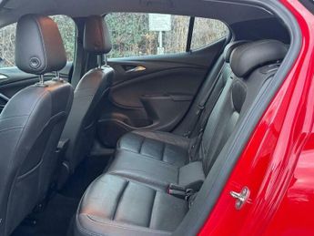 Vauxhall Astra 1.6 CDTi BlueInjection Elite Nav Auto Euro 6 (s/s) 5dr