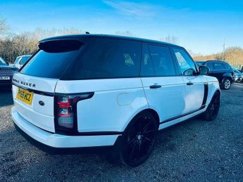 Land Rover Range Rover 3.0 TD V6 Vogue Auto 4WD Euro 6 (s/s) 5dr