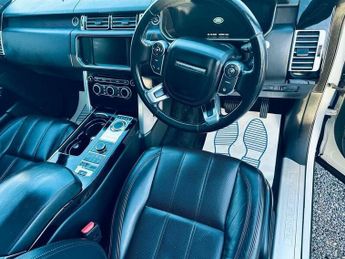 Land Rover Range Rover 3.0 TD V6 Vogue Auto 4WD Euro 6 (s/s) 5dr