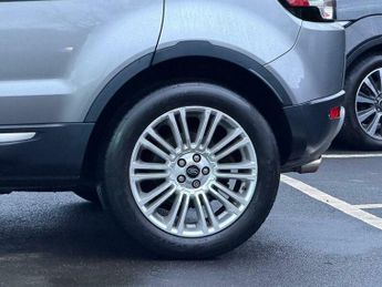 Land Rover Range Rover Evoque 2.2 SD4 Prestige Auto 4WD Euro 5 (s/s) 5dr