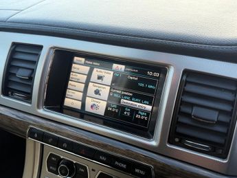 Jaguar XF 2.2d Luxury Sportbrake Auto 5dr 200BHP