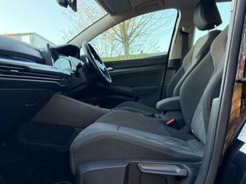 Volkswagen Golf 1.5 eTSI MHEV Style DSG Euro 6 (s/s) 5dr